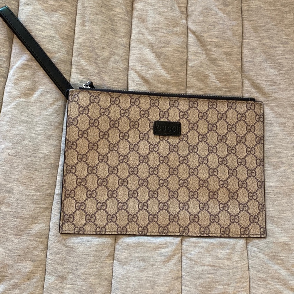 Gucci clutch